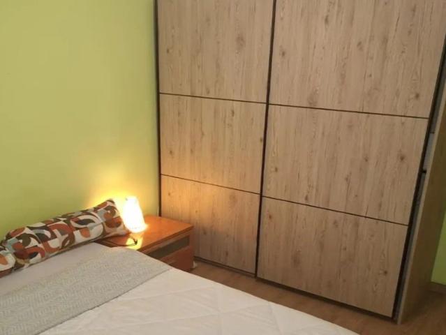 Room in a shared 2 bedroom apartment for rent in La Prosperitat, all bills included