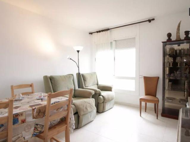 Room in a shared 2 bedroom apartment for rent in Sant Martí de Provençals