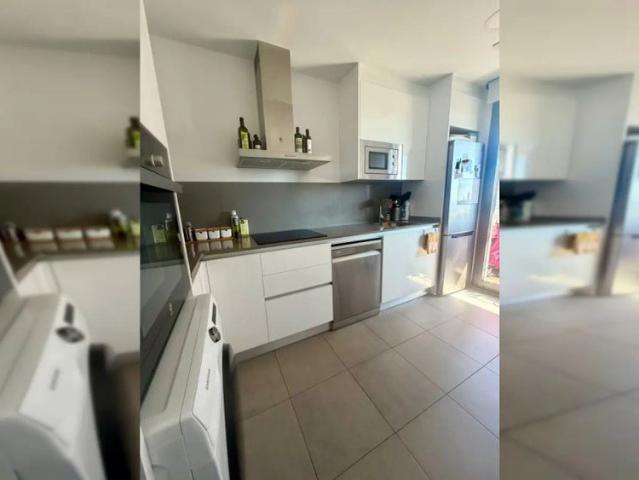 Room in a shared 2 bedroom apartment for rent in Santa Eulália