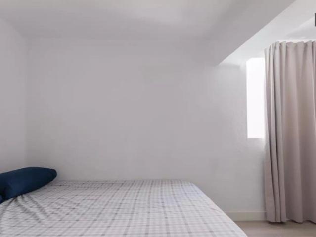 Room in a shared 2 bedroom apartment for rent in Patraix