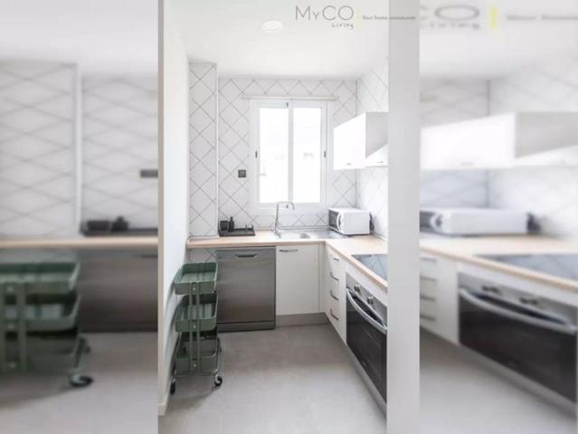 Room in a shared 2 bedroom flat for rent in Mont Olivet