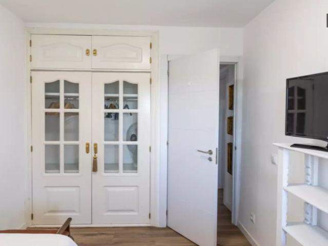 Room in a shared 3 bedroom apartment for rent in Casa de Campo, bills included