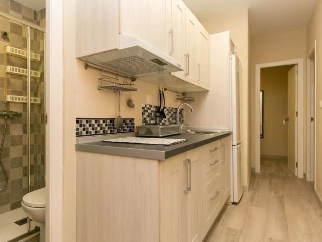 Room in a shared 3 bedroom apartment for rent in Centro Sagrario, professionals and students only