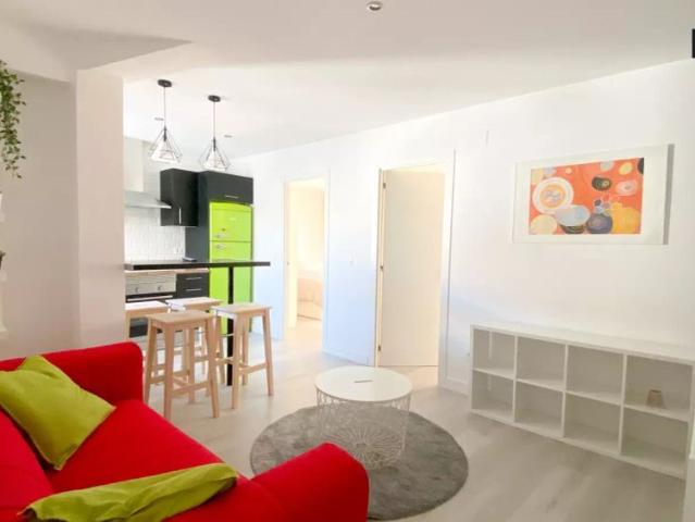 Room in a shared 3 bedroom apartment for rent in Aiora