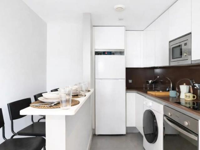 Room in a shared 3 bedroom apartment for rent in Buenavista