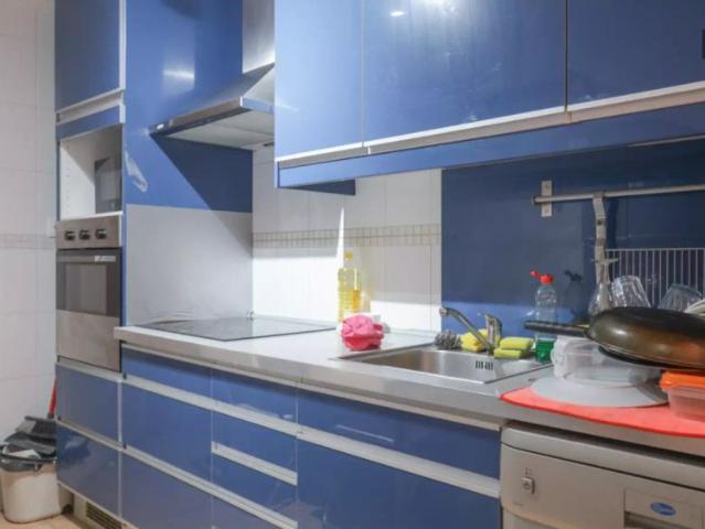 Room in a shared 3 bedroom apartment for rent in El Goloso in Madrid
