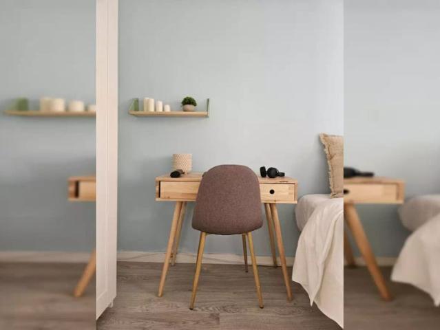 Room in a shared 3 bedroom apartment for rent in El Raval