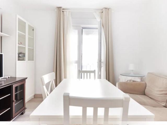 Room in a shared 3 bedroom apartment for rent in Los Remedios, some bills included
