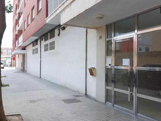 Room in a shared 3 bedroom apartment for rent in La Malva Rosa, all bills included