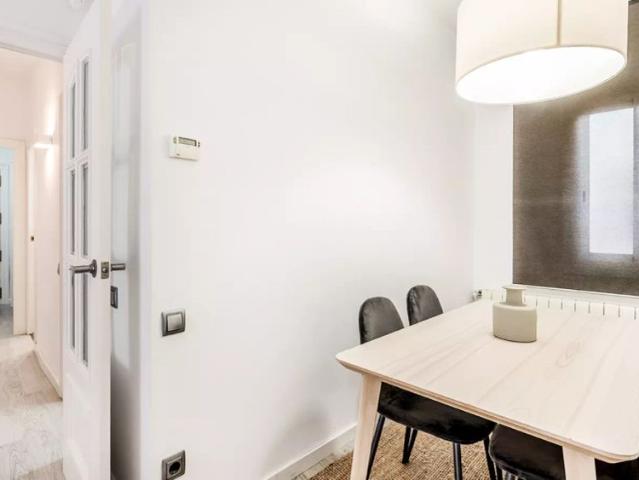 Room in a shared 3 bedroom apartment for rent in La Sagrera