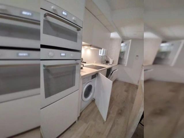 Room in a shared 3 bedroom apartment for rent in Mislata