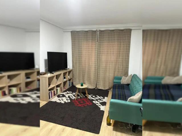 Room in a shared 3 bedroom apartment for rent in Peñagrande