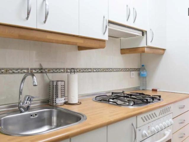 Room in a shared 3 bedroom apartment for rent in Pilar, Madrid, perfect for professionals and students