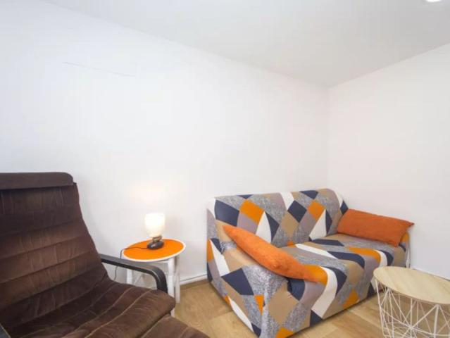 Room in a shared 3 bedroom apartment for rent in Plaza de Toros Doctores San Lázaro
