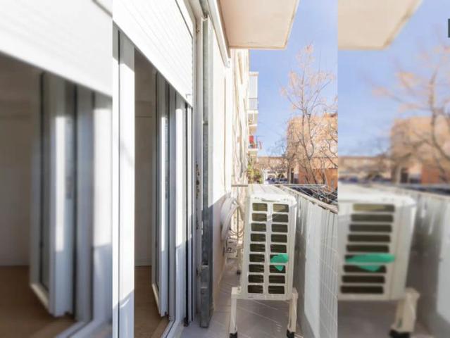 Room in a shared 3 bedroom apartment for rent in Tres Forques