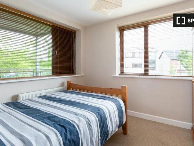 Room in a shared 3 bedroom flat for rent in Dublin