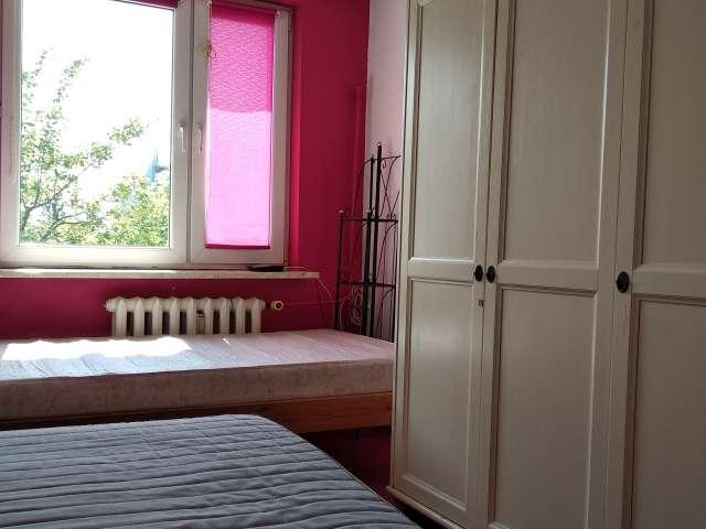 Room in a shared 3 bedroom flat for rent in Poznan