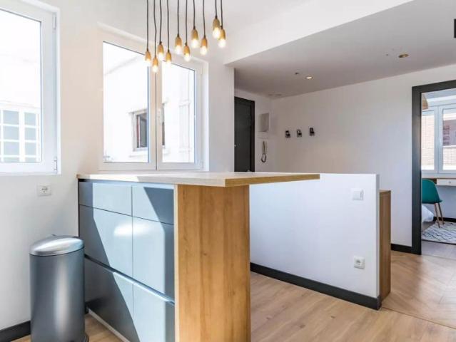 Room in a shared 4 bedroom apartment for rent in Cabanyal Canyamelar, Valencia, professionals only and students allowed