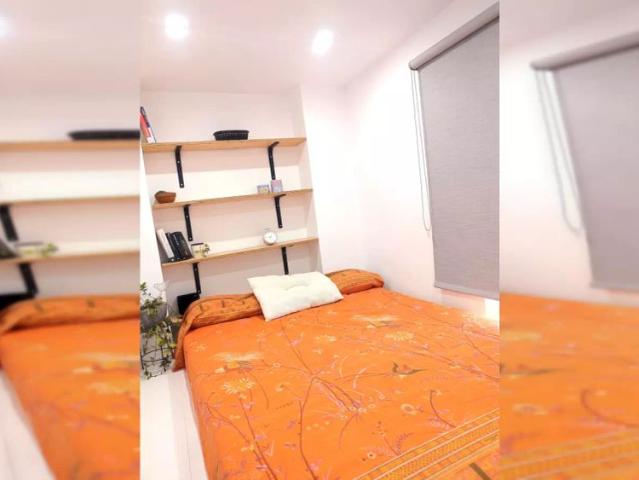 Room in a shared 4 bedroom apartment for rent in Camino de Ronda