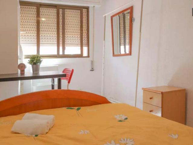 Room in a shared 4 bedroom apartment for rent in Casco Histórico de Vicálvaro