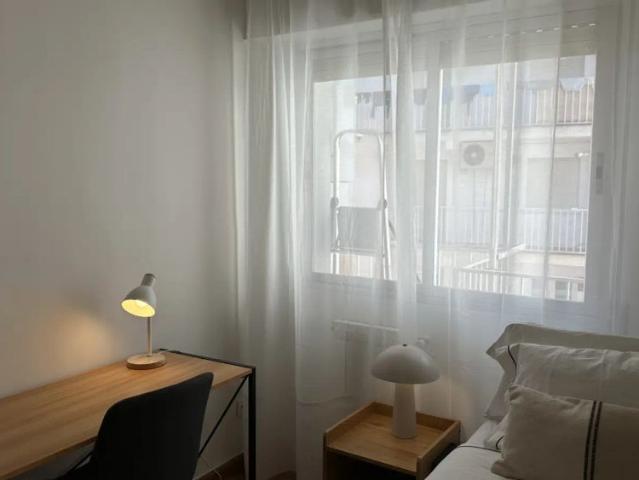 Room in a shared 4 bedroom apartment for rent in Abrantes perfect for students and professionals