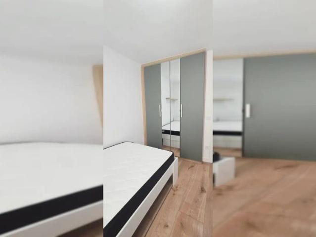 Room in a shared 4 bedroom apartment for rent in Aluche, couples allowed