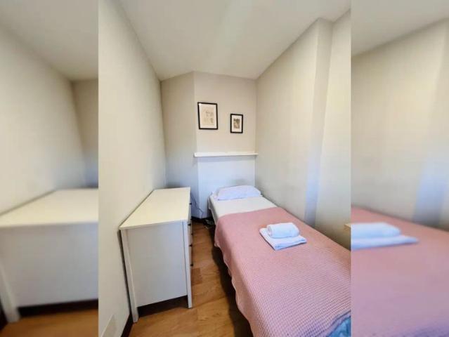 Room in a shared 4 bedroom apartment for rent in Almenara