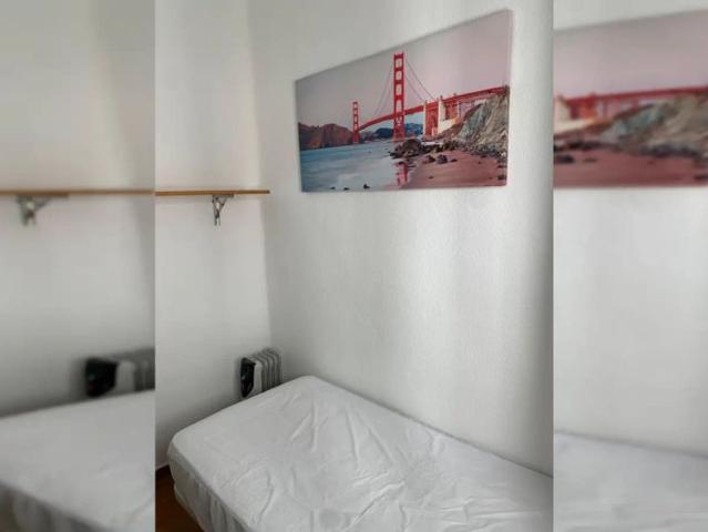 Room in a shared 4 bedroom apartment for rent in Arapiles