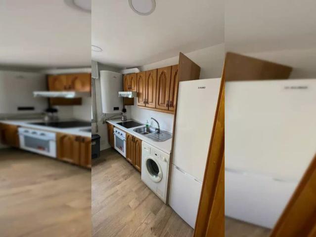 Room in a shared 4 bedroom apartment for rent in Getafe, no pets or smoking, couples allowed