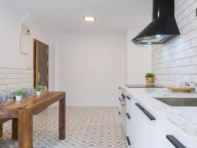Room in a shared 4 bedroom apartment for rent in Getafe, only for students