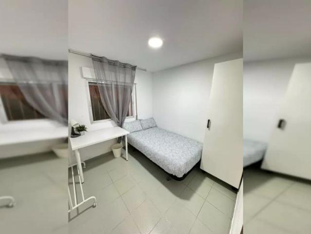Room in a shared 4 bedroom apartment for rent in Getafe