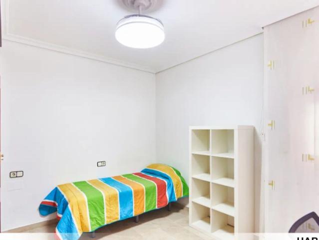 Room in a shared 4 bedroom apartment for rent in El Cerro, some restrictions apply