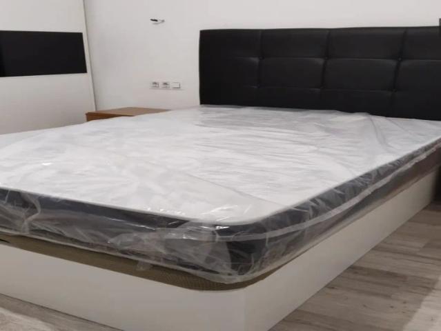 Room in a shared 4 bedroom apartment for rent in el Guinardo