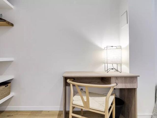 Room in a shared 4 bedroom apartment for rent in El Raval