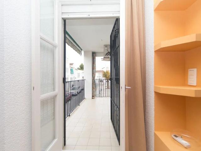 Room in a shared 4 bedroom apartment for rent in Haza Grande