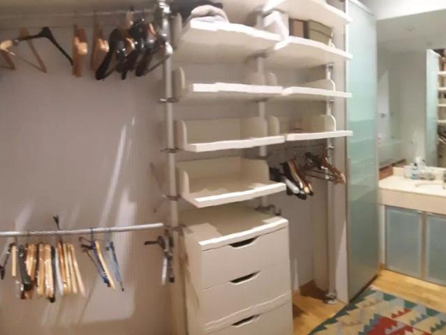 Room in a shared 4 bedroom apartment for rent in Hispanoamérica, bills included