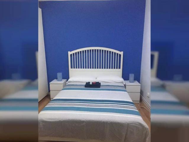 Room in a shared 4 bedroom apartment for rent in La Font de la Guatlla, all bills included, professionals and students