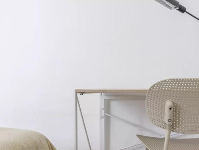Room in a shared 4 bedroom apartment for rent in La Malva Rosa, professionals and students only