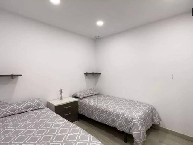 Room in a shared 4 bedroom apartment for rent in la Marina de Port