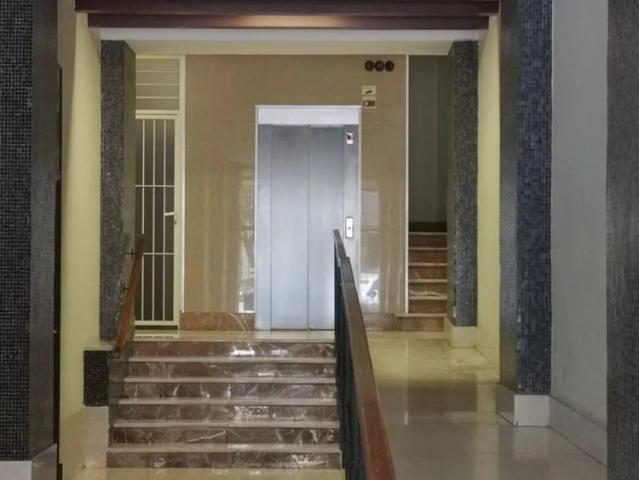 Room in a shared 4 bedroom apartment for rent in La Petxina, perfect for professional females and students