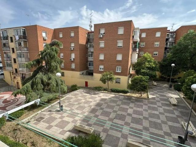 Room in a shared 4 bedroom apartment for rent in Leganés