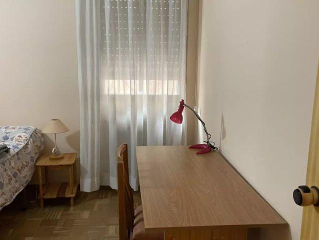 Room in a shared 4 bedroom apartment for rent in Leganés, Madrid perfect for male students