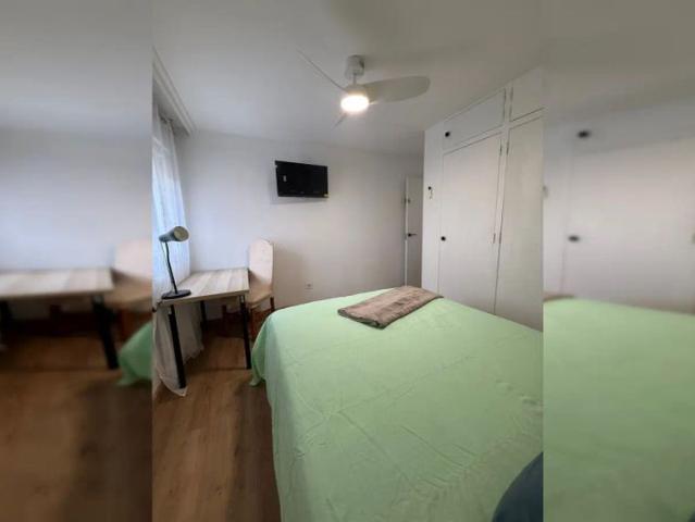 Room in a shared 4 bedroom apartment for rent in Lucero, professionals and students only