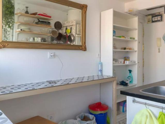 Room in a shared 4 bedroom apartment for rent in Lucero