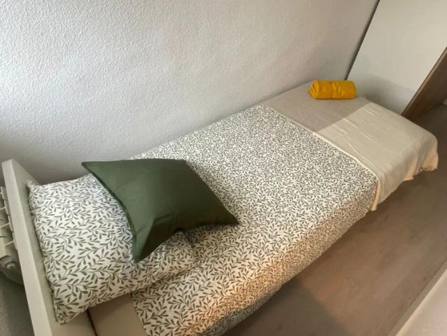 Room in a shared 4 bedroom apartment for rent in San Cristóbal