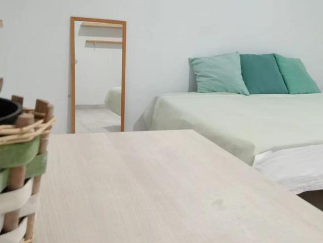 Room in a shared 4 bedroom apartment for rent in Schamann