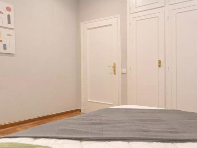 Room in a shared 4 bedroom apartment for rent in Pacífico