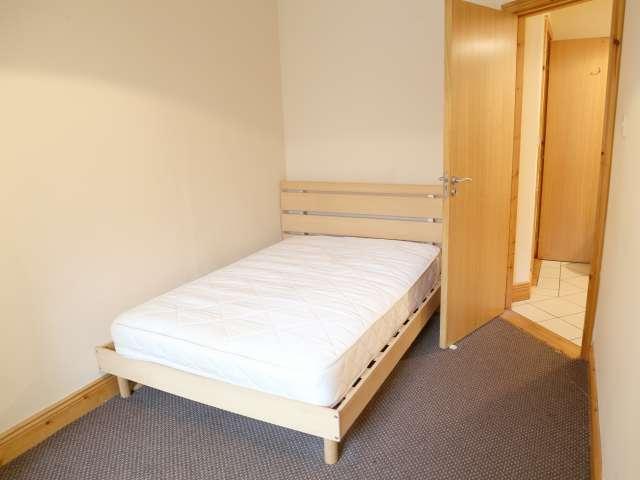 Room in a shared 4 bedroom flat for rent in Dublin