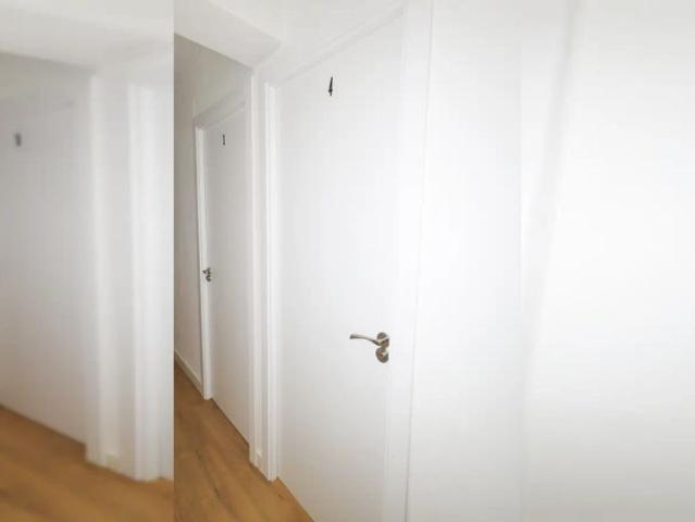 Room in a shared 5 bedroom apartment for rent in Ciutat Jardí