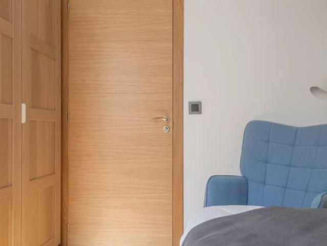 Room in a shared 5 bedroom apartment for rent in Cuatro Caminos, perfect for professionals and students